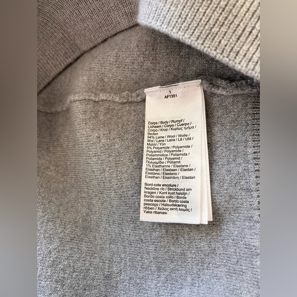 Lacoste x Disney Minnie Mouse Crew Neck Sweater Size 44 used good condition - Picture 7 of 7